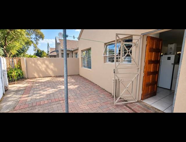 2 BEDROOM TOWNHOUSE FOR SALE IN WIERDA PARK